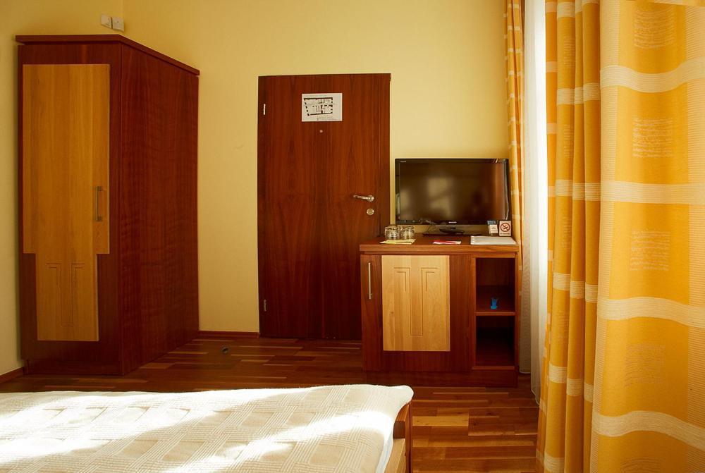 Hotel Penzion Na Hrade Оломоуц Стая снимка