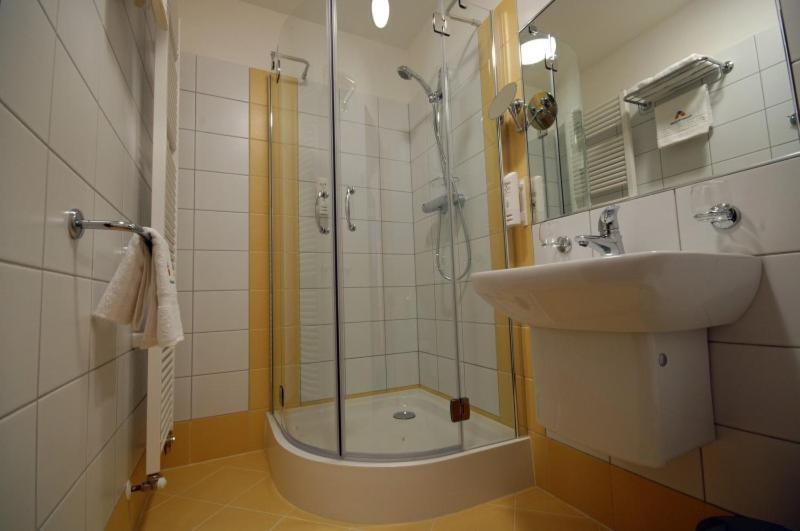 Hotel Penzion Na Hrade Оломоуц Стая снимка